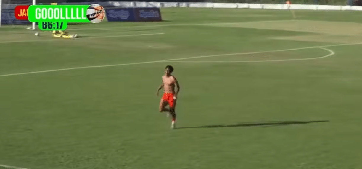 defensor faz “gol que Pelé não fez” e salva time do rebaixamento; veja