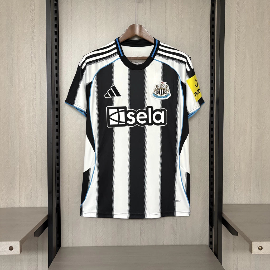 CAMISA NEWCASTLE UNITED TITULAR 25-36 - TORCEDOR